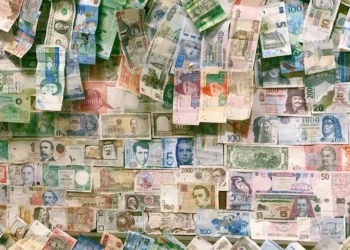 Financial Times назвало найуспішнішу валюту 2024 року, яка зміцнилась на 44%