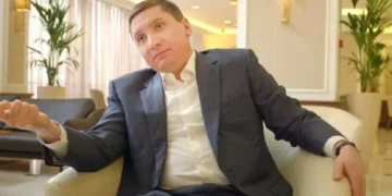 Проросійський бізнес у центрі Києва – ветерани вимагають санкцій проти власника ТРЦ “Гулівер” Поліщука