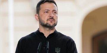 «Дов***об». Зеленський відреагував на заяву Путіна про «технологічну дуель» і удар по Києву Орешником