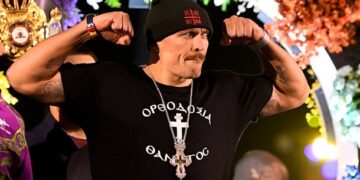 Усик відреагував на рекордну вагу Ф’юрі перед реваншем