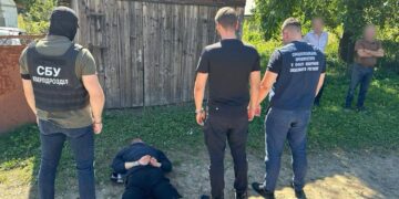 Шахрай із Закарпаття «заробляв» на фальшивих довідках про непридатність до служби