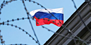 США затягують економічну петлю навколо Росії: як війна в Україні руйнує імперію Путіна