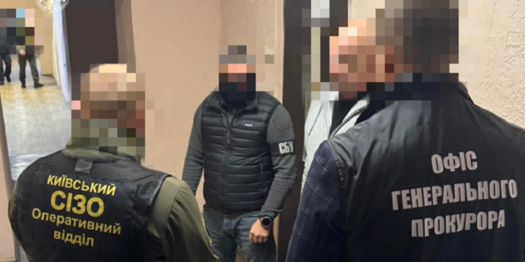 Хабар у мільйон доларів: СБУ попередила замовне вбивство