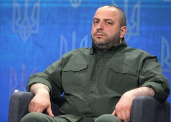 Умєров так і не пояснив, як воєнпреди Міноборони “випадково” пропустили 24 тисячі бракованих мін, – Шабунін