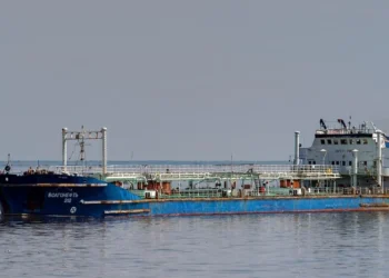 У Керченській протоці тонуть два російські танкери (відео)