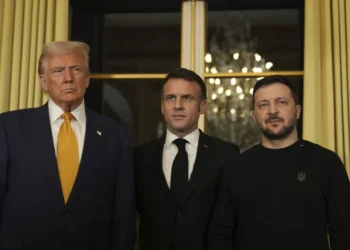 Трамп, Макрон і Зеленський зустрілися у Парижі