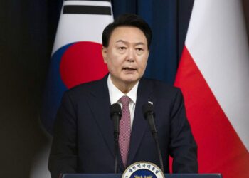 Президент Південної Кореї вибачився за воєнний стан, але є нюанс