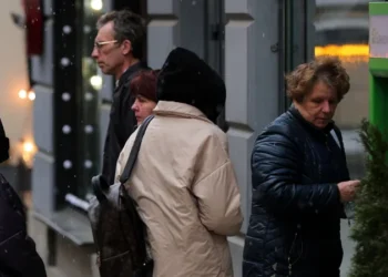 «Ситуація драматична». Яка частка українців взагалі не має заощаджень, і скільки співвітчизників помітили зростання своїх доходів