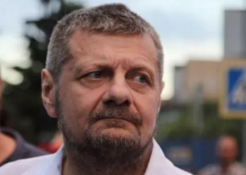 У кількох заступників командира полку “Азов” зʼявились квартири в “Новопечерських Липках”, – Мосійчук