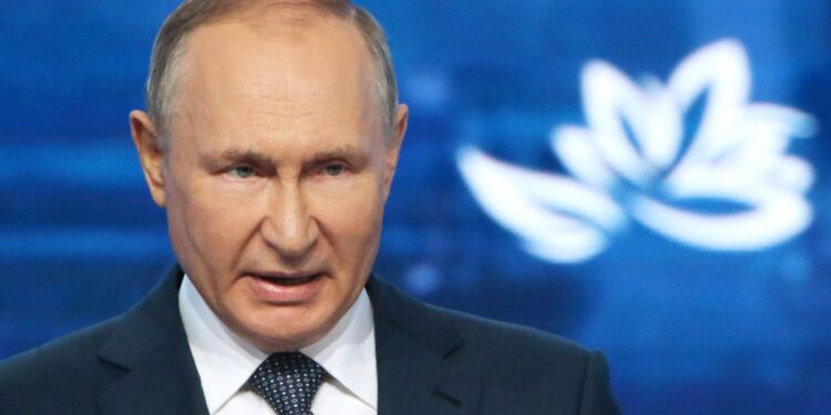 Путін запропонував "дуель": "Хай визначать ціль у Києві і спробують збити "Орєшнік" 1 Путін запропонував “дуель”: “Хай визначать ціль у Києві і спробують збити “Орєшнік”