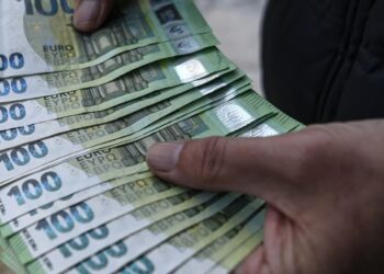Викрито шахрайську схему:спортивний чиновник обдурив благодійників на мільйони євро
