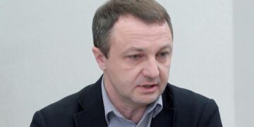 YouTube та TikTok. В Україні посилять контроль за використанням української мови в інтернеті – Кремень