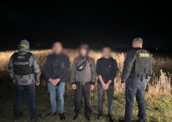 11 мільйонів хабарів: хто і як організовує нелегальні переправлення чоловіків з України 8 11 мільйонів хабарів: хто і як організовує нелегальні переправлення чоловіків з України