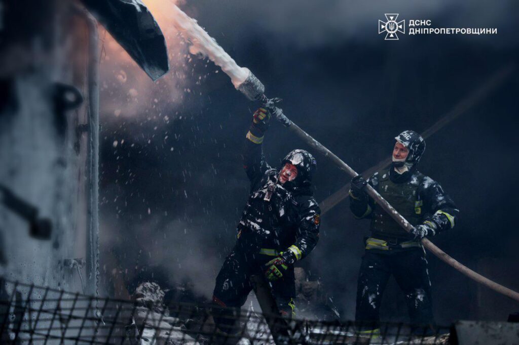 photo 2024 12 25 09 40 25 2 Росіяни знову вдарили по енергетиці України: ДТЕК повідомляє про серйозні пошкодження (Фото)