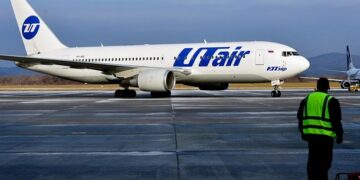 Четвертий з початку року: у РФ під час польоту зламався літак