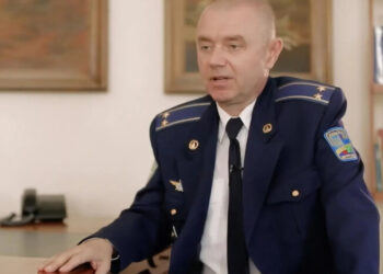 Роман Світан