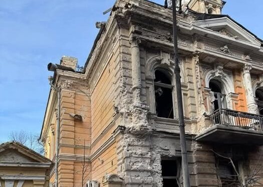 Символічна ціль ворога: кого атакував дрон, що впав на Банковій 1 Символічна ціль ворога: кого атакував дрон, що впав на Банковій