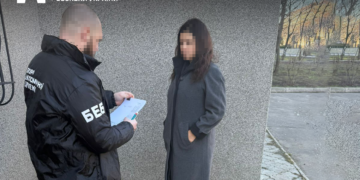 Корупційний скандал у Дніпрі: керівниця підприємства збагатилася на війні