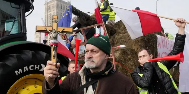 Польські фермери анонсували акцію протесту проти імпорту з України 1 Польські фермери анонсували акцію протесту проти імпорту з України