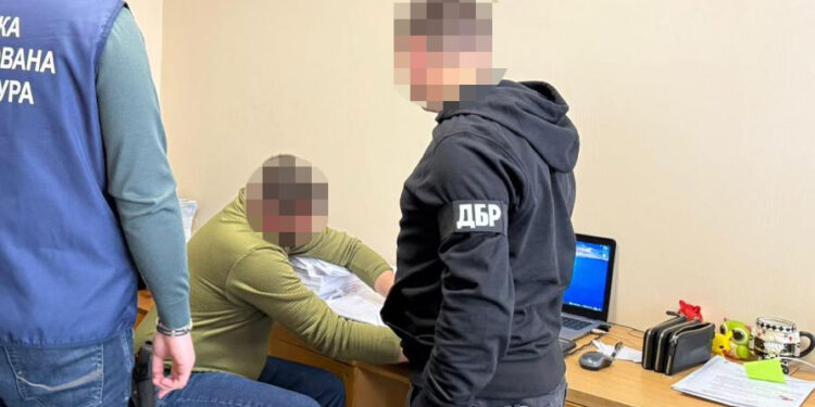 Гроші зникли, відповідальні під підозрою: ДБР викрило фінансові махінації в армії