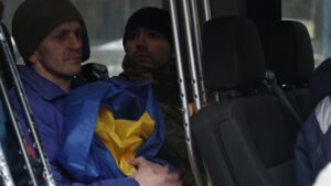 photo 2025 01 15 14 52 55 Україна здійснила новий обмін полоненими: з російського полону повернулися 25 осіб