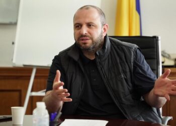 Рустем Умєров