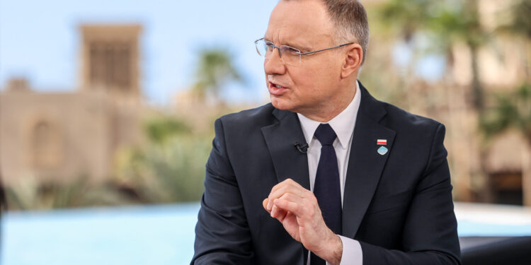 Дуда чекає від Трампа конкретних кроків для завершення війни в Україні