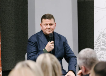 Залужний про війну: як Україні перемогти, попри переваги Росії