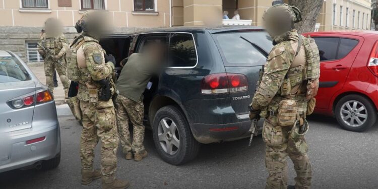 Викриття у ТЦК: злочинна група наживалася на військовозобов’язаних 1 Зловживання в ТЦК