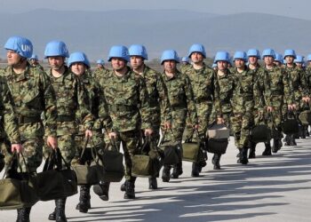 миротворці