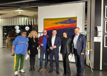 Картковий будинок по-українськи – як голова Нацбанку перетворив благодійність на бізнес