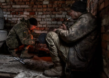 українські військові