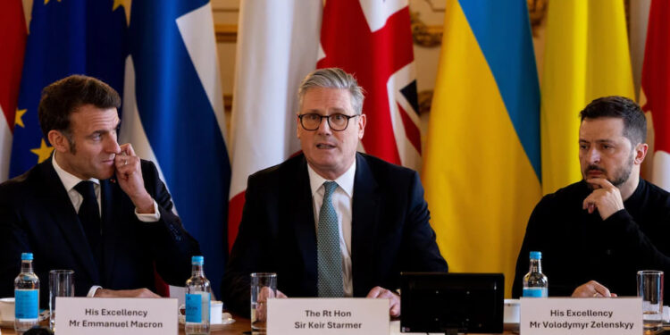 Макрон запропонував альтернативу європейським військам в Україні 1 Макрон, Стармер, Зеленський