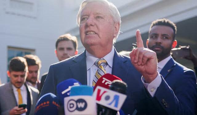 Республіканці та демократи закликають Трампа передати Україні конфісковані російські активи 1 Сенатор США Ліндсі Грем