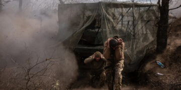 Фронт без надії на мир: Безпілотники, міни та снайпери руйнують ілюзії про переговори