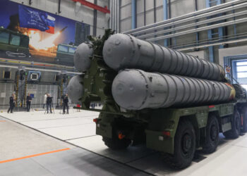 Російська економіка стала критично залежною від війни