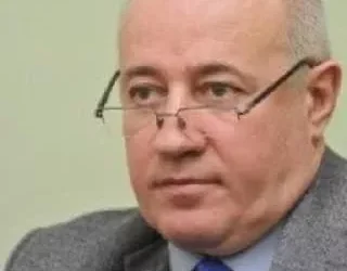 Віктор Чумак – боротьба за фейкову спадщину з тиском силовиків чи відмивання “бабок” через бабку?