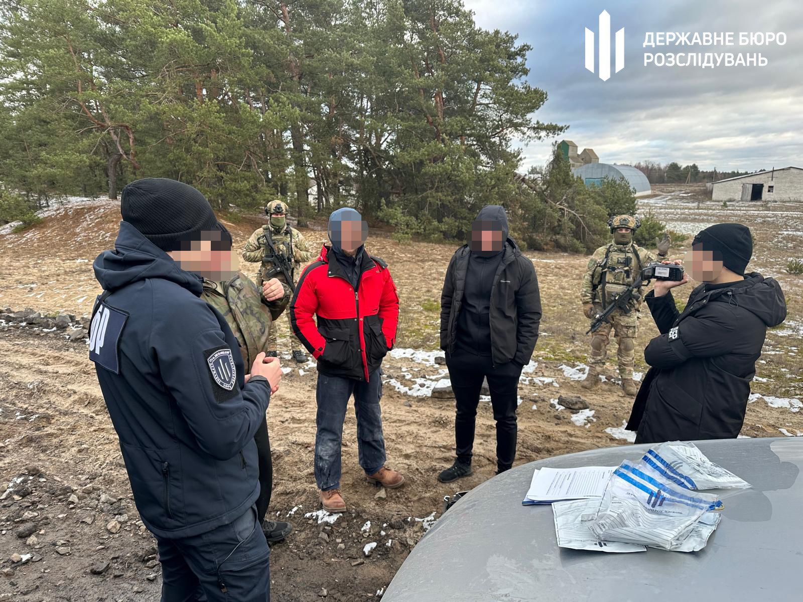 22 Погорів на хабарі: на Рівненщині правоохоронець організував канал втечі ухилянтів до Білорусі