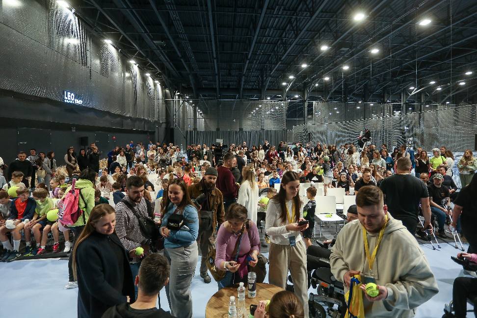 23 Foto Олександр Свіщов знову зробив Leoland майданчиком для тенісних зірок та юніорів