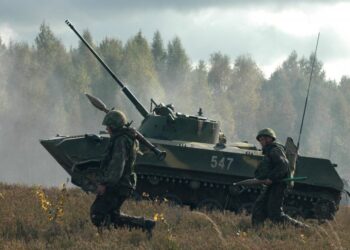 Росія суне в наступ