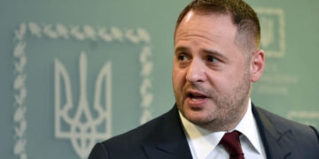 Болгарський аналітик – Єрмак готує “чорний піар” проти військових лідерів напередодні виборів