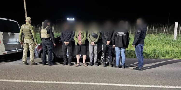 На Закарпатті ліквідовано канал втечі від мобілізації (Фото,Відео) 1 На Закарпатті викрито організовану схему переправлення ухилянтів