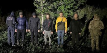 На Одещині затримали групу чоловіків, що тікали від мобілізації за допомогою Telegram