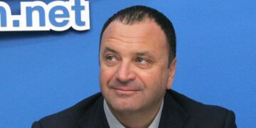 Павло Овчаренко