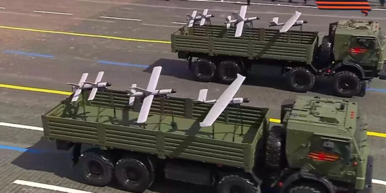На параді в Москві показали дрони, якими Путін атакує Україну 1 Москва хизується дронами, якими атакує Україну
