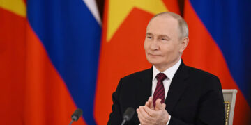 Путін