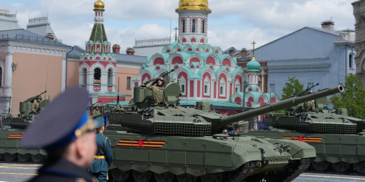 Дипломатична гра на межі: чому Путін уникає зустрічі із Зеленським у Стамбулі 1 Чому Путін не готов скласти зброю?