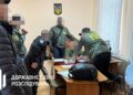 Затримано голову ВЛК, який торгував місцями подалі від фронту