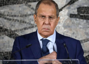 Лавров звинувачує Захід у зриві мирних домовленостей