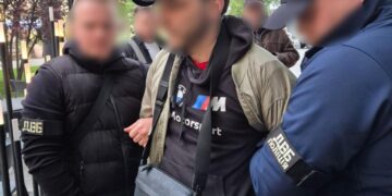 Київський барбер "допомагав" ухилянтам тікати до Молдови